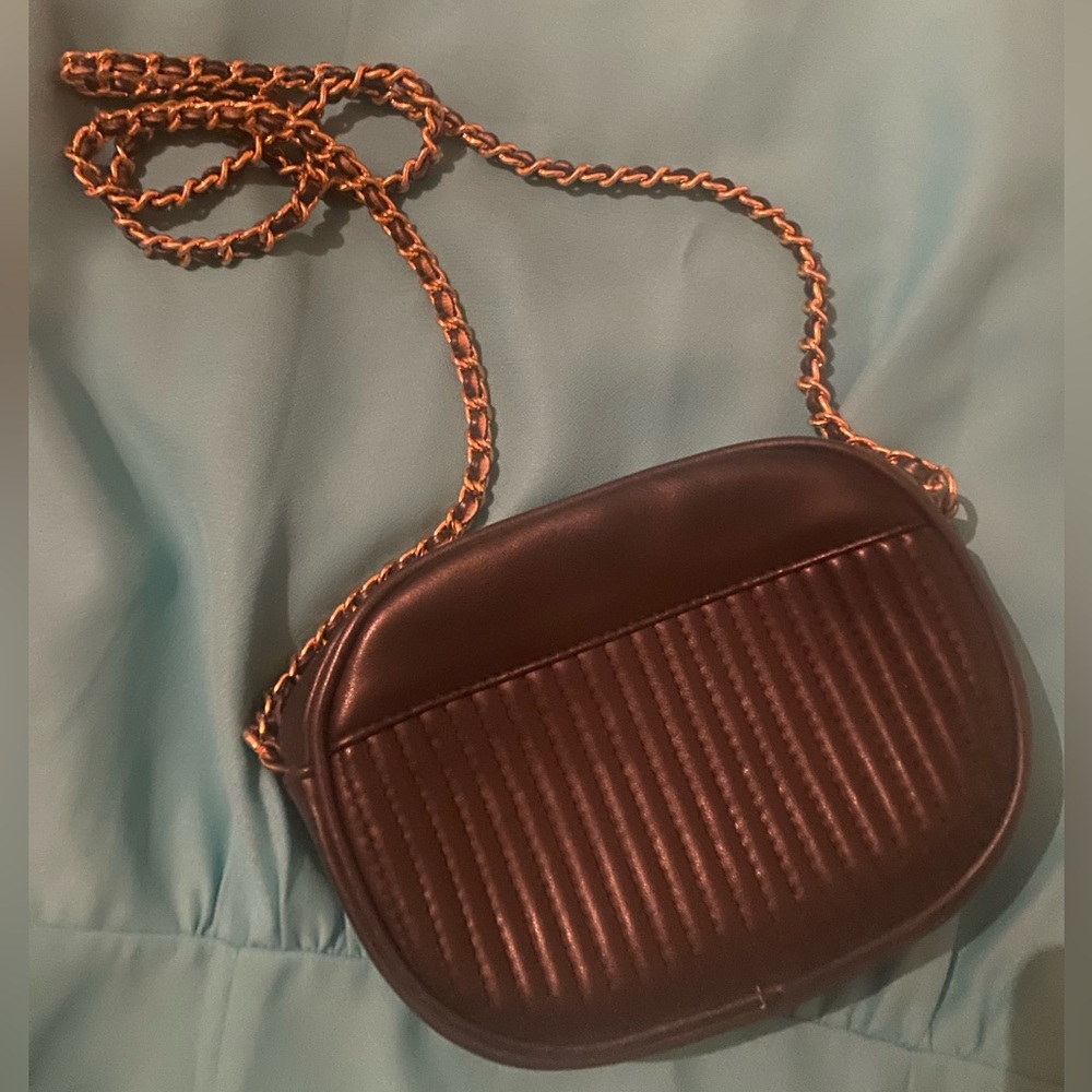 Amanda Smith navy blue Crossbody Bag with golden Chain Strap